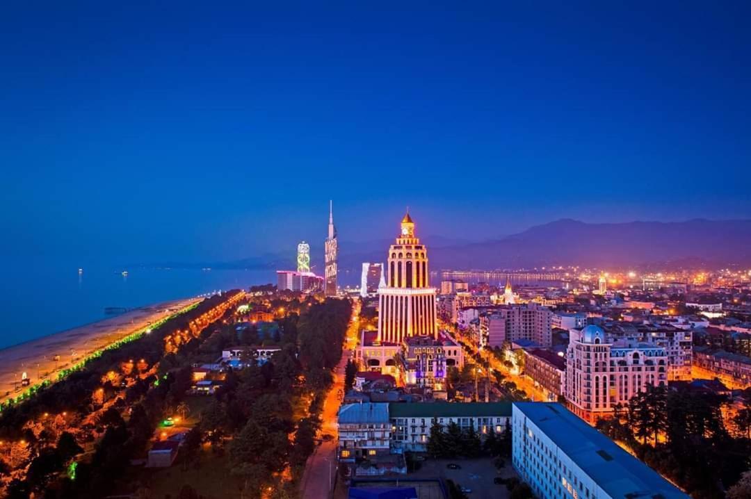 Apartment Twin Towers David Batumi Kültér fotó